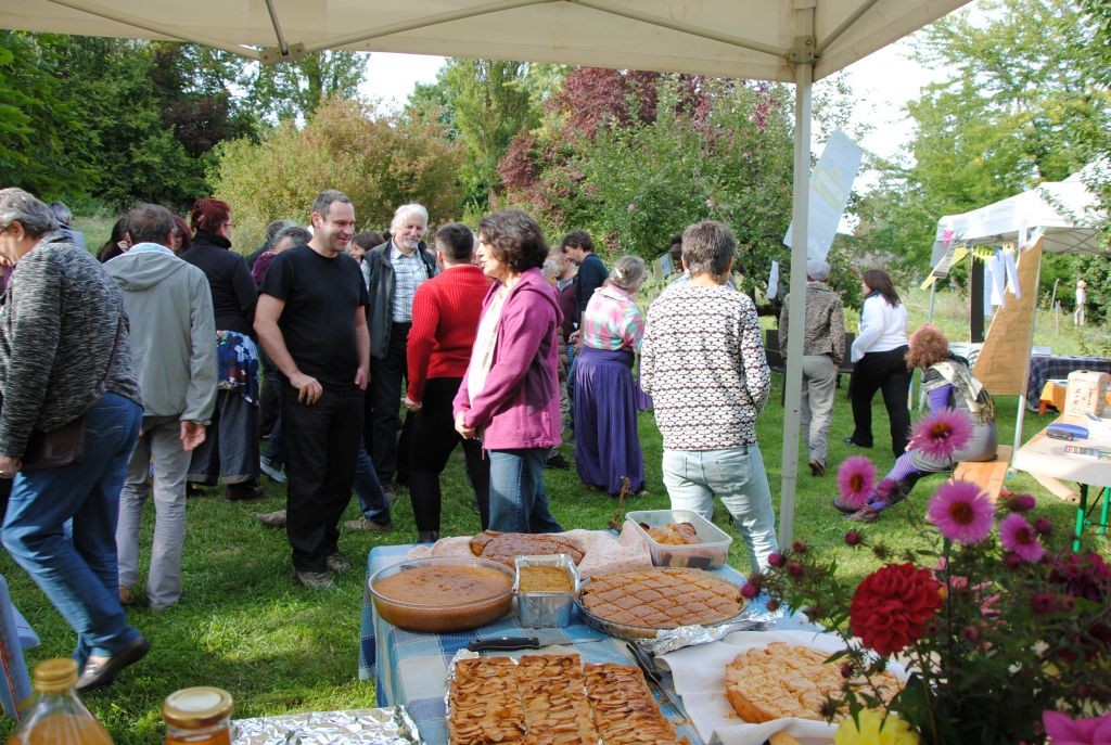 Bugey en transition. Journée au J'artd'ain Partagé. Rencontres autour des projets locaux.